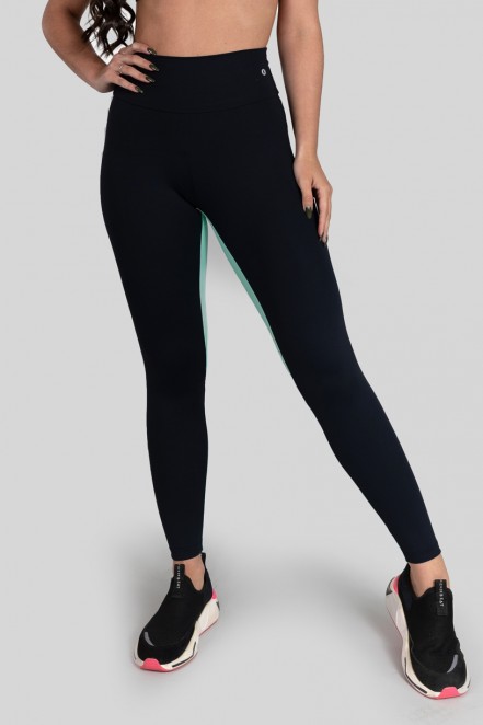 Calça Legging com Faixa Entrepernas (Preto / Verde Claro) | Ref: K3162-D