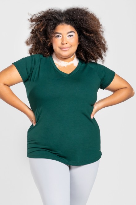 Camiseta Raglan Básica Plus Size (Verde Escuro) | Ref: KP3082-H
