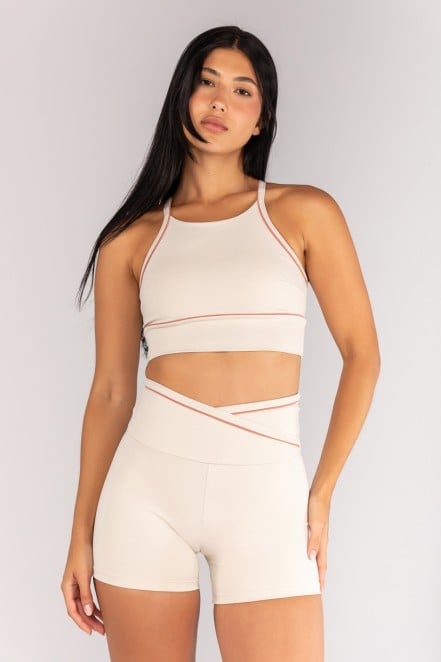 K4687-A_Short_com_Cos_Transpassado_e_Vivo_Contrastante_Bege__Telha__Ref:_K4687-A