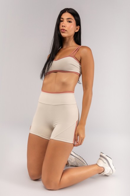 K4695-B_Short_com_Chapado_e_Vira_Off-White__Telha__Ref:_K4695-B