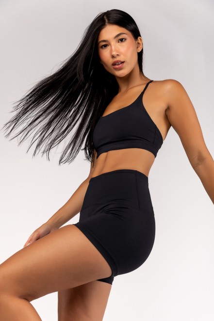 K4690-B_Short_com_Ziper_Invisivel_no_Bolso_do_Cos_Preto__Ref:_K4690-B