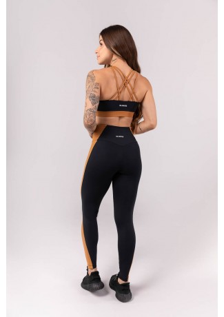 Calça Legging com Cós em V e Recorte Lateral (Preto / Marrom) | Ref: K3913-A