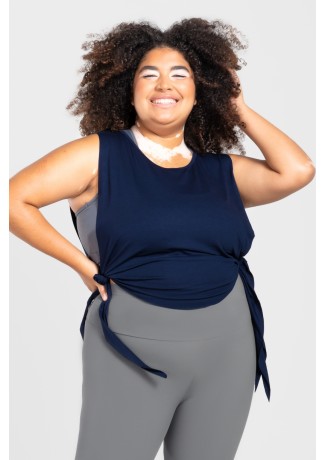 Regata com Nózinho Lateral Básica Plus Size (Azul Marinho) | Ref: KP3083-B