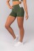 Short com Cós Contrastante e Vivo (Verde Folha / Bege) | Ref: K4164-A