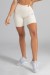 Bermuda de Poliamida Básica (Off-White) | Ref: GO3-D