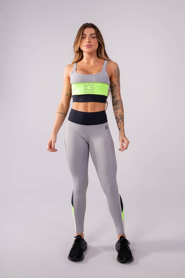 Calça off white shop preta e amarela