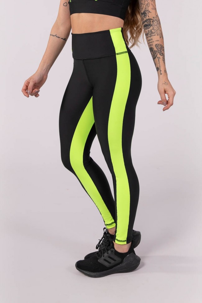 Calça Legging com Faixa Na Lateral e Entrepernas (Preto / Amarelo