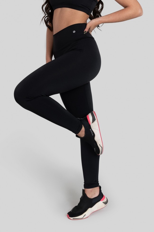 Calça legging preta básica